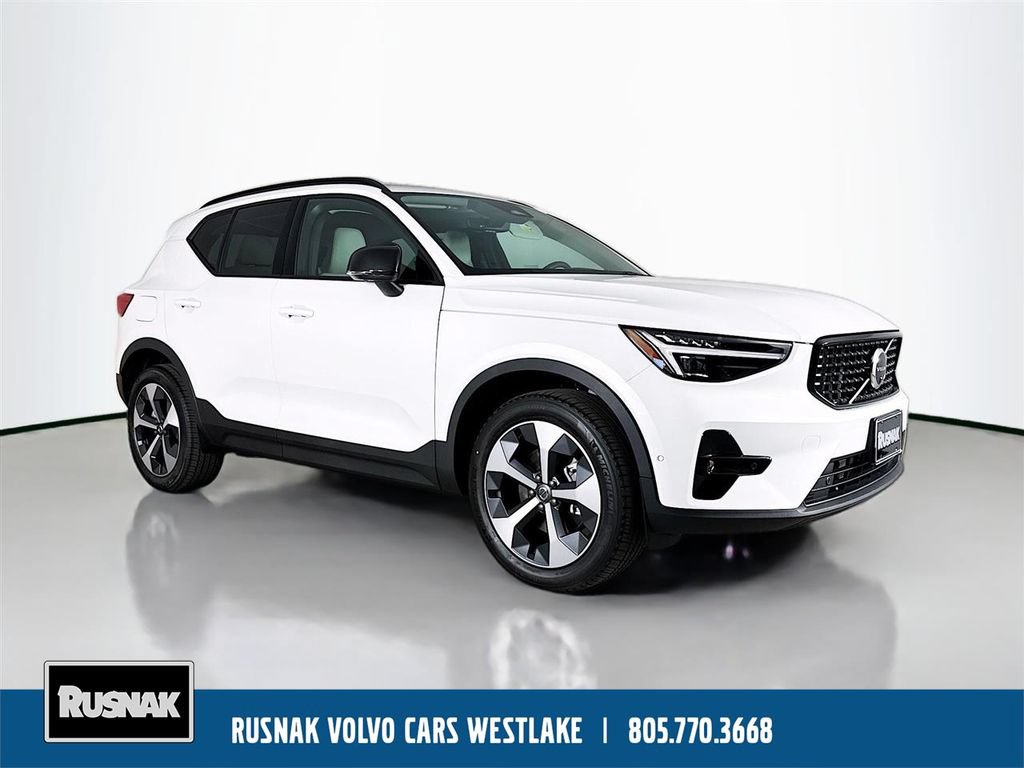 Certified 2026 Volvo XC40 B5 Plus w/ Protection Package Premier AWD/4WD image 1
