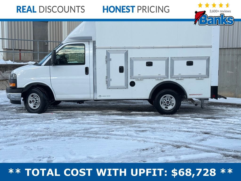 New 2026 GMC Savana 3500 w/ Driver Convenience Package image 5