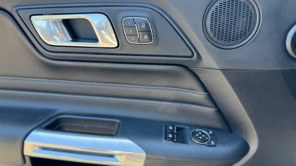 Used 2021 Ford Mustang GT Premium w/ GT Performance Package RWD image 21
