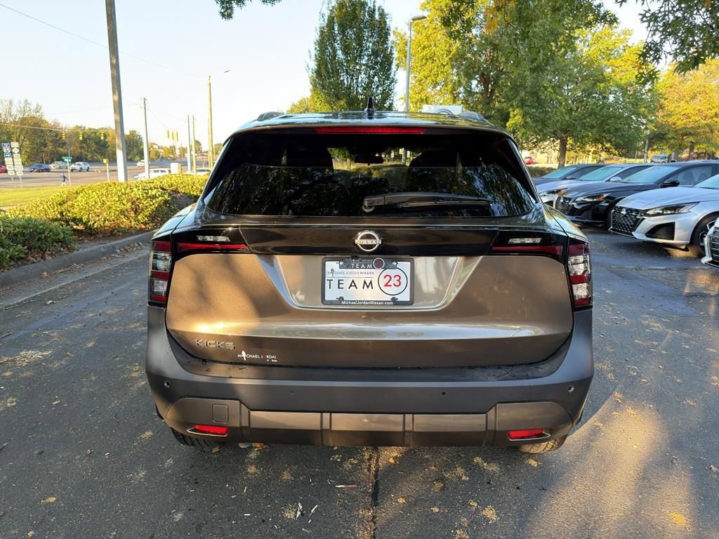 New 2026 Nissan Kicks SV image 6
