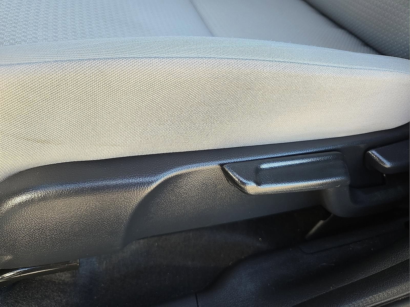 Used 2021 Honda HR-V LX image 14