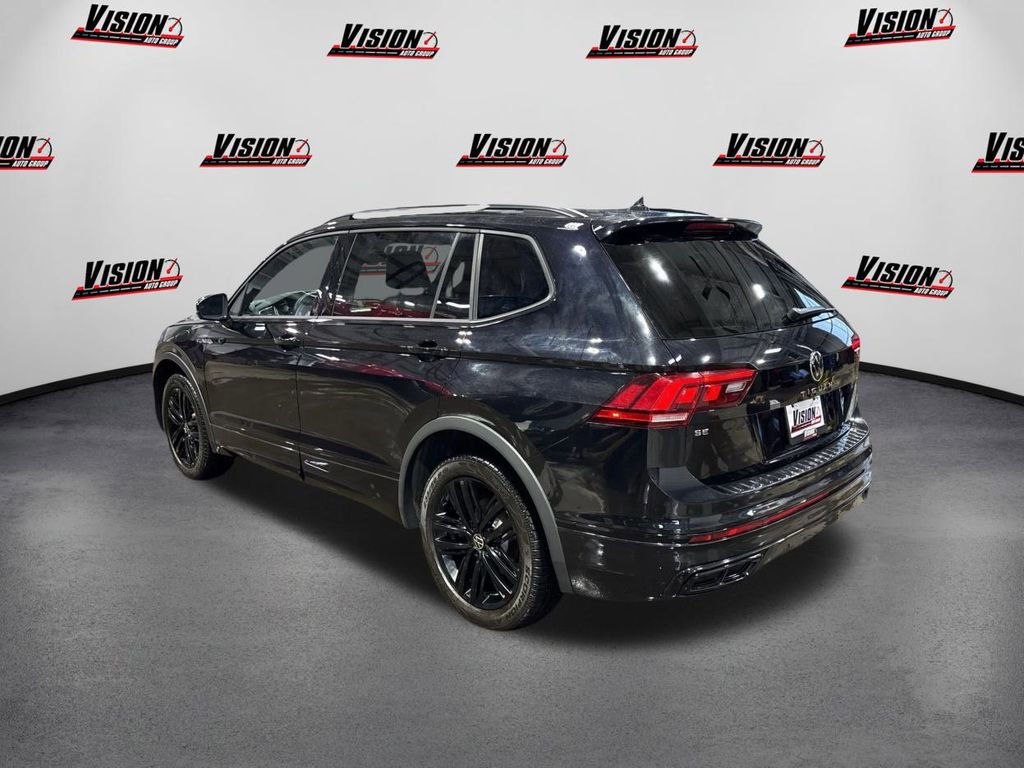 Used 2022 Volkswagen Tiguan SE R-Line image 7