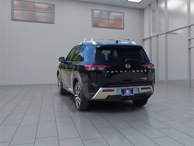 Used 2025 Nissan Pathfinder Platinum w/ Cargo Package image 7