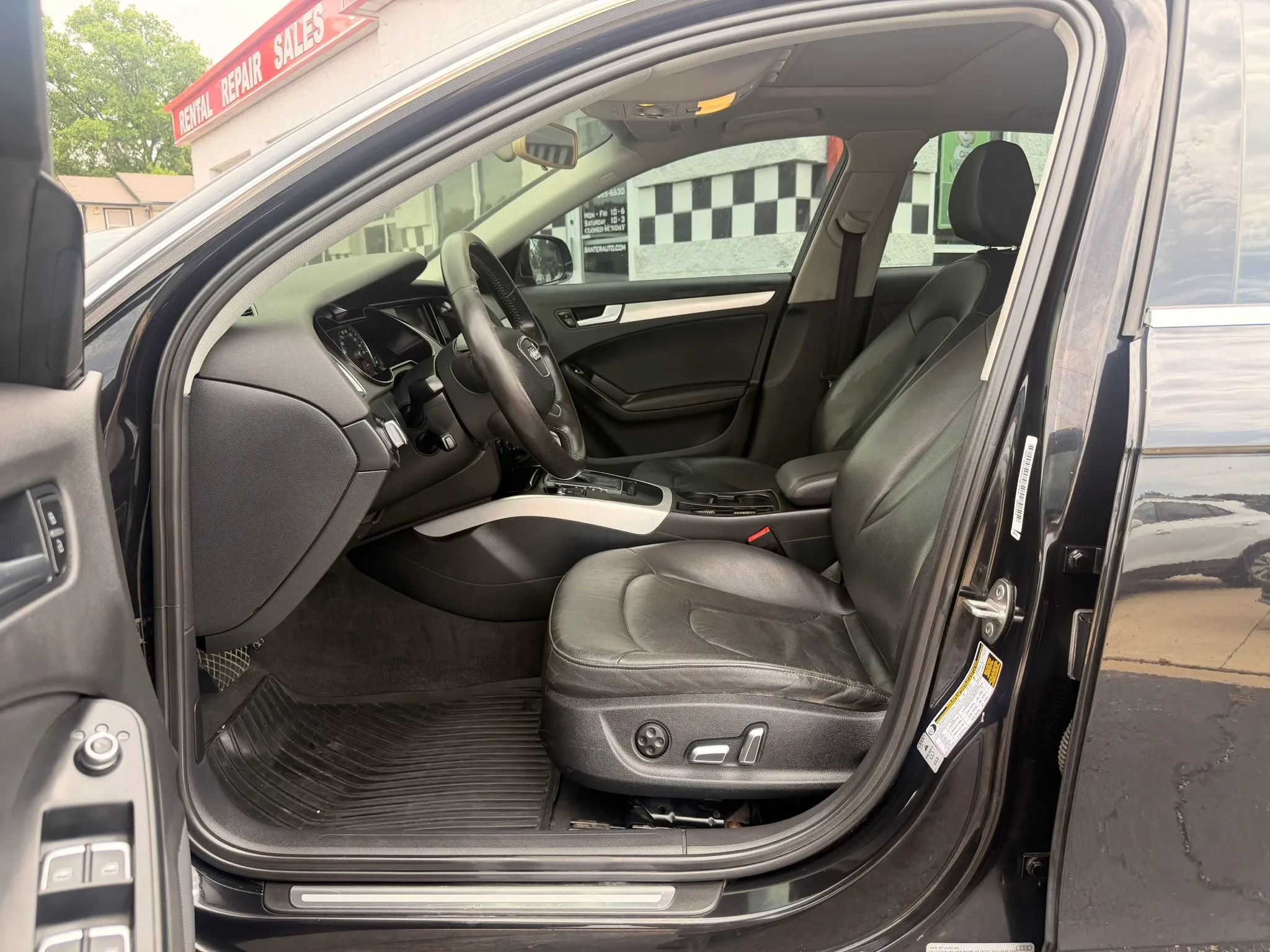 Used 2013 Audi A4 2.0T Premium w/ Convenience Pkg AWD/4WD image 11
