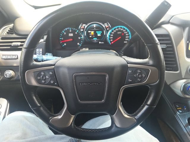 Used 2019 GMC Yukon Denali w/ Denali Ultimate Package AWD/4WD image 40
