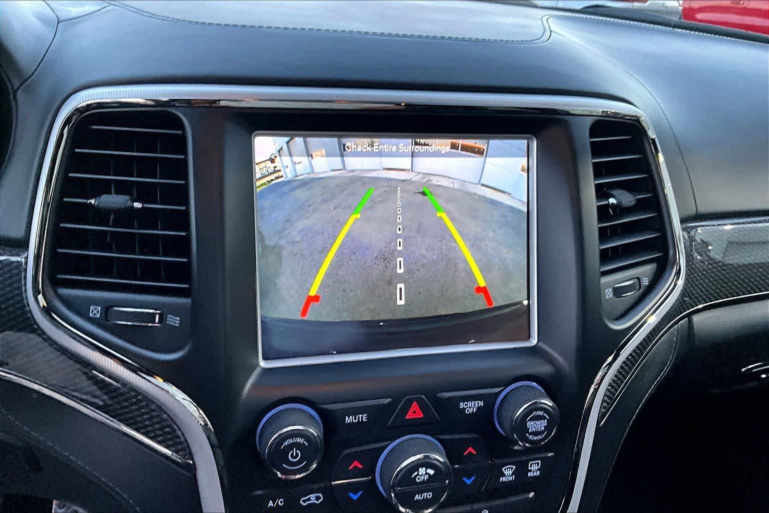 Used 2018 Jeep Grand Cherokee Trackhawk AWD/4WD image 27