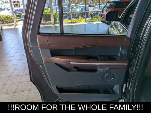 Used 2024 Ford Expedition Max Limited AWD/4WD image 24