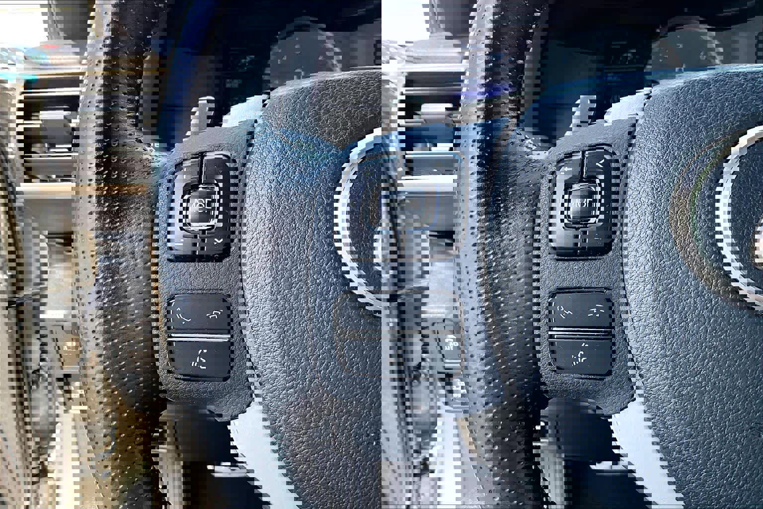 Used 2020 Lexus IS 350 F Sport w/ F Sport Package image 21