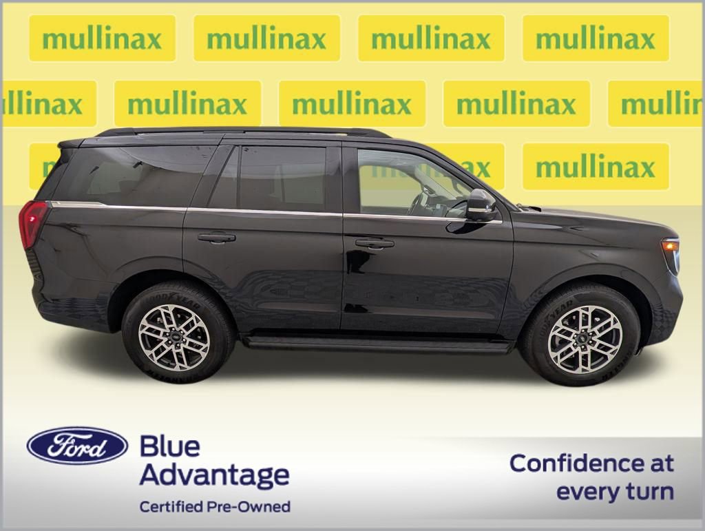 Certified 2025 Ford Expedition Active image 2