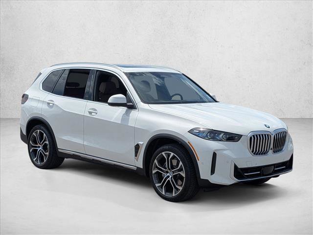 Used 2026 BMW X5 sDrive40i w/ Climate Comfort Package image 3