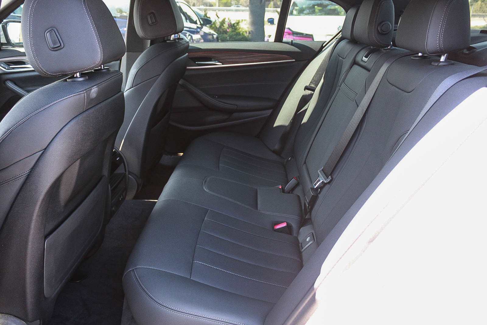 Used 2023 BMW 540i w/ M Sport Package RWD image 18