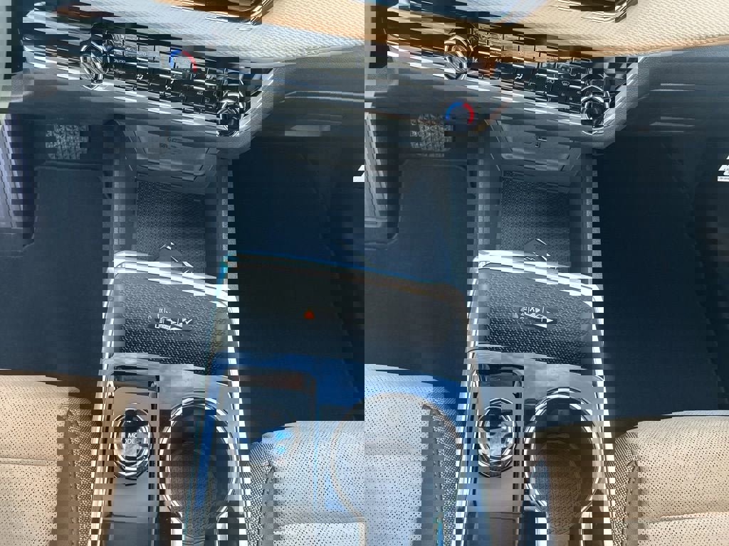 New 2026 Chevrolet Equinox ACTIV w/ Convenience Package III image 16