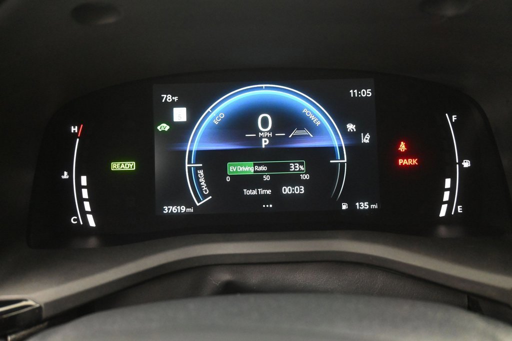 Used 2025 Toyota Camry SE image 23