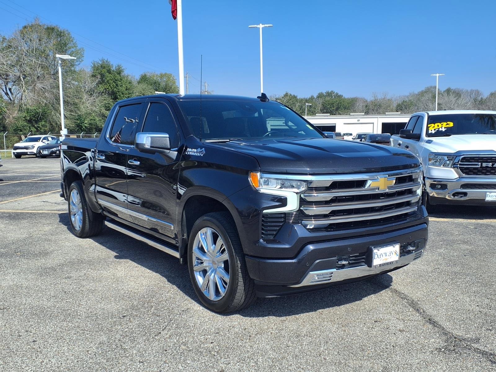 Used 2022 Chevrolet Silverado 1500 High Country w/ High Country Premium Package image 20