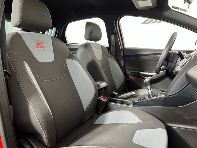 Used 2017 Ford Focus ST image 15
