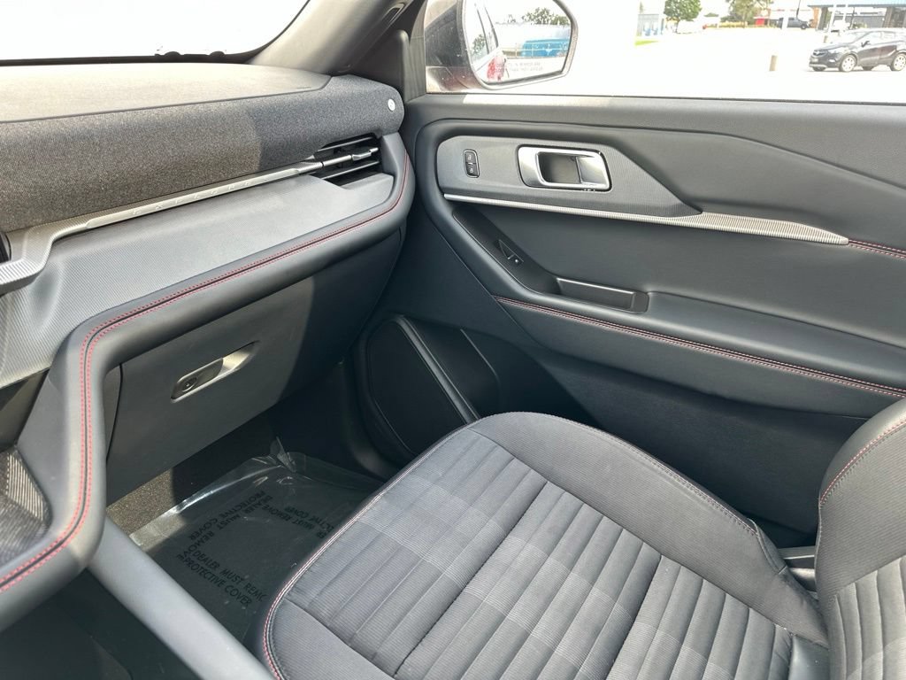 Certified 2025 Ford Explorer ST-Line w/ Premium Package AWD/4WD image 47