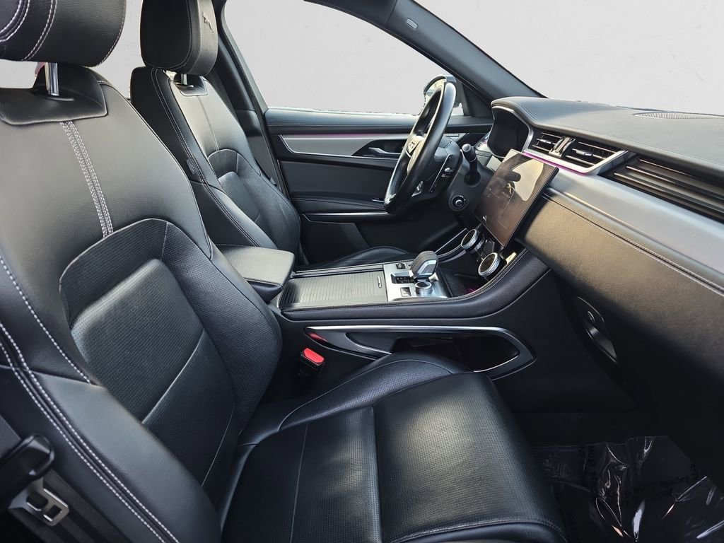Used 2024 Jaguar F-PACE R-Dynamic S image 16