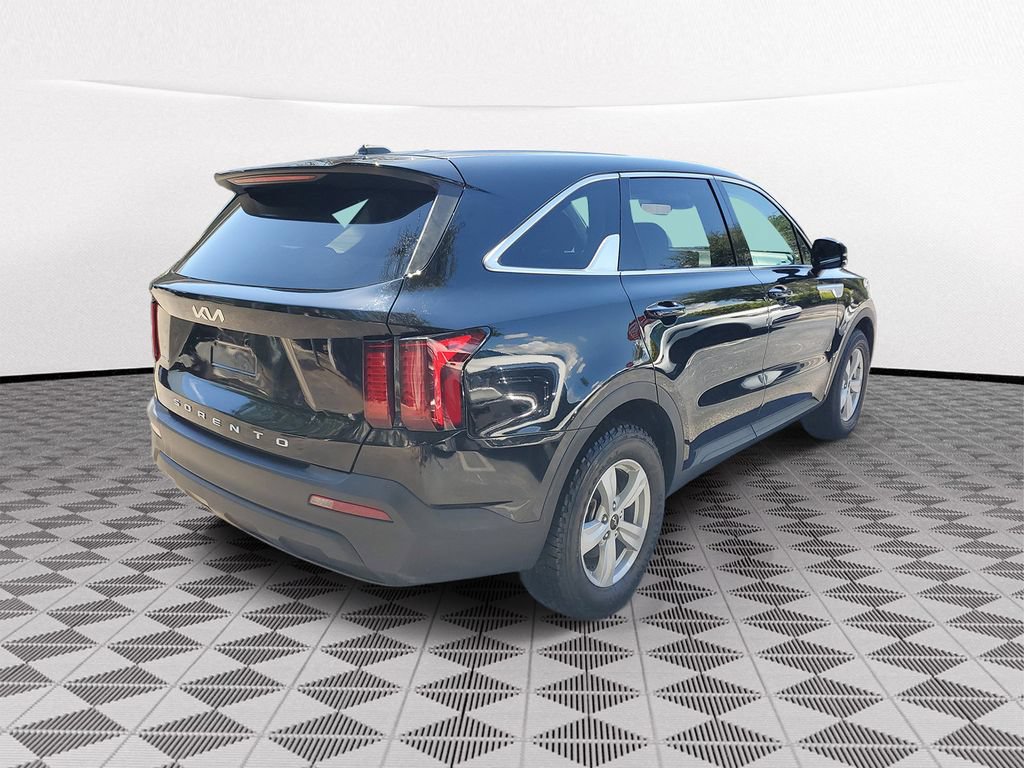 Used 2022 Kia Sorento LX FWD image 6