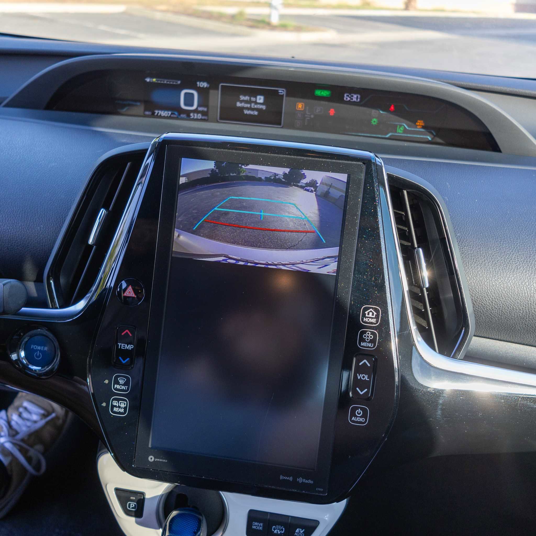 Used 2019 Toyota Prius Prime Premium image 16
