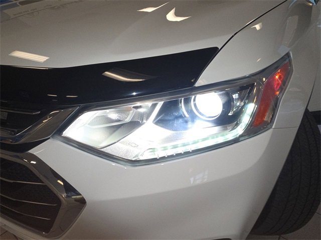 Used 2021 Chevrolet Traverse LT image 28