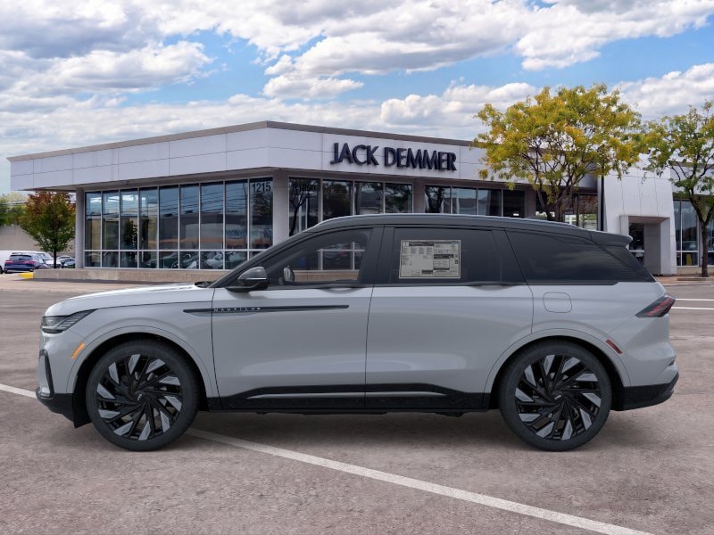 New 2026 Lincoln Nautilus Reserve AWD/4WD image 3