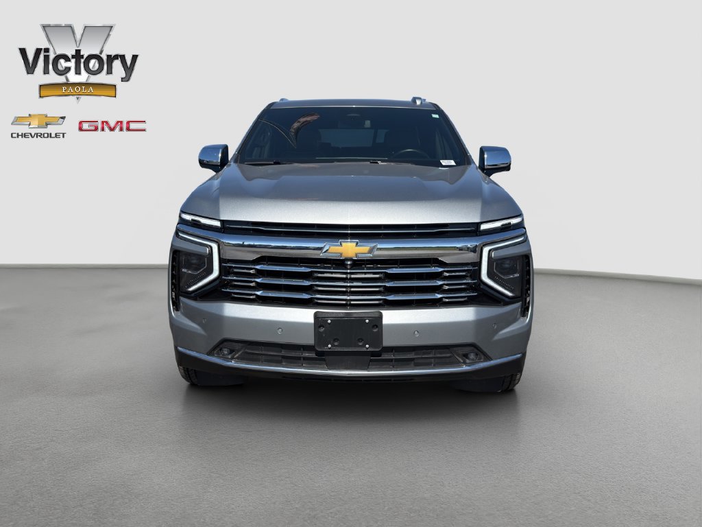 Used 2025 Chevrolet Tahoe Premier AWD/4WD image 2