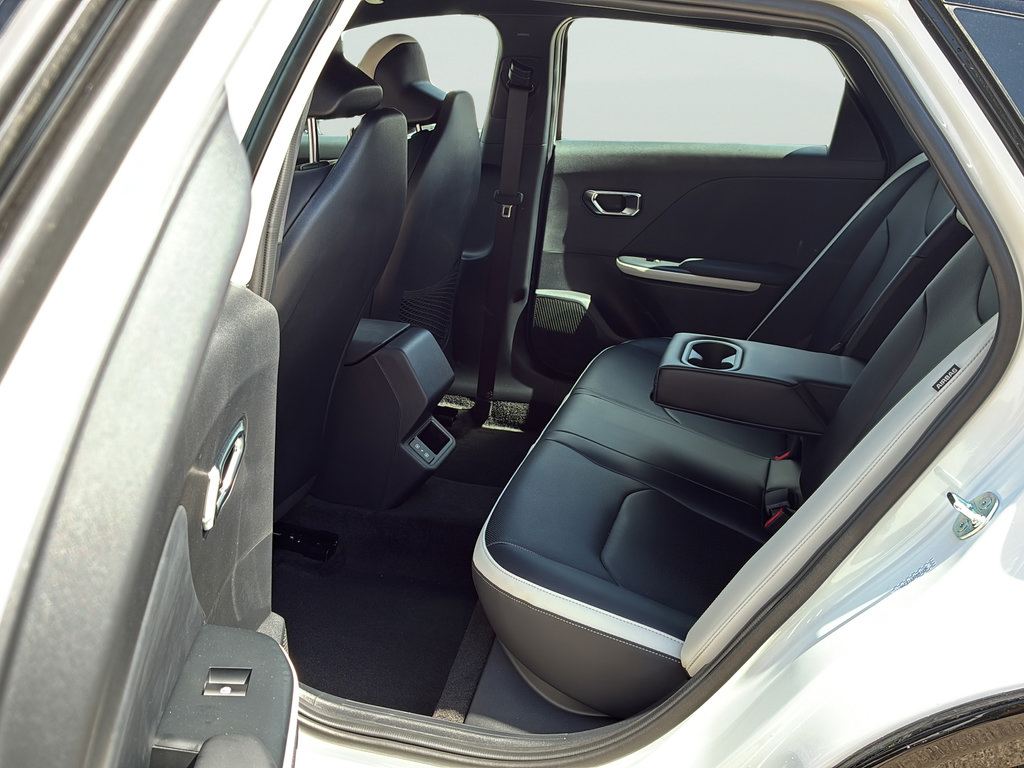 New 2026 Kia K4 GT-Line FWD image 16