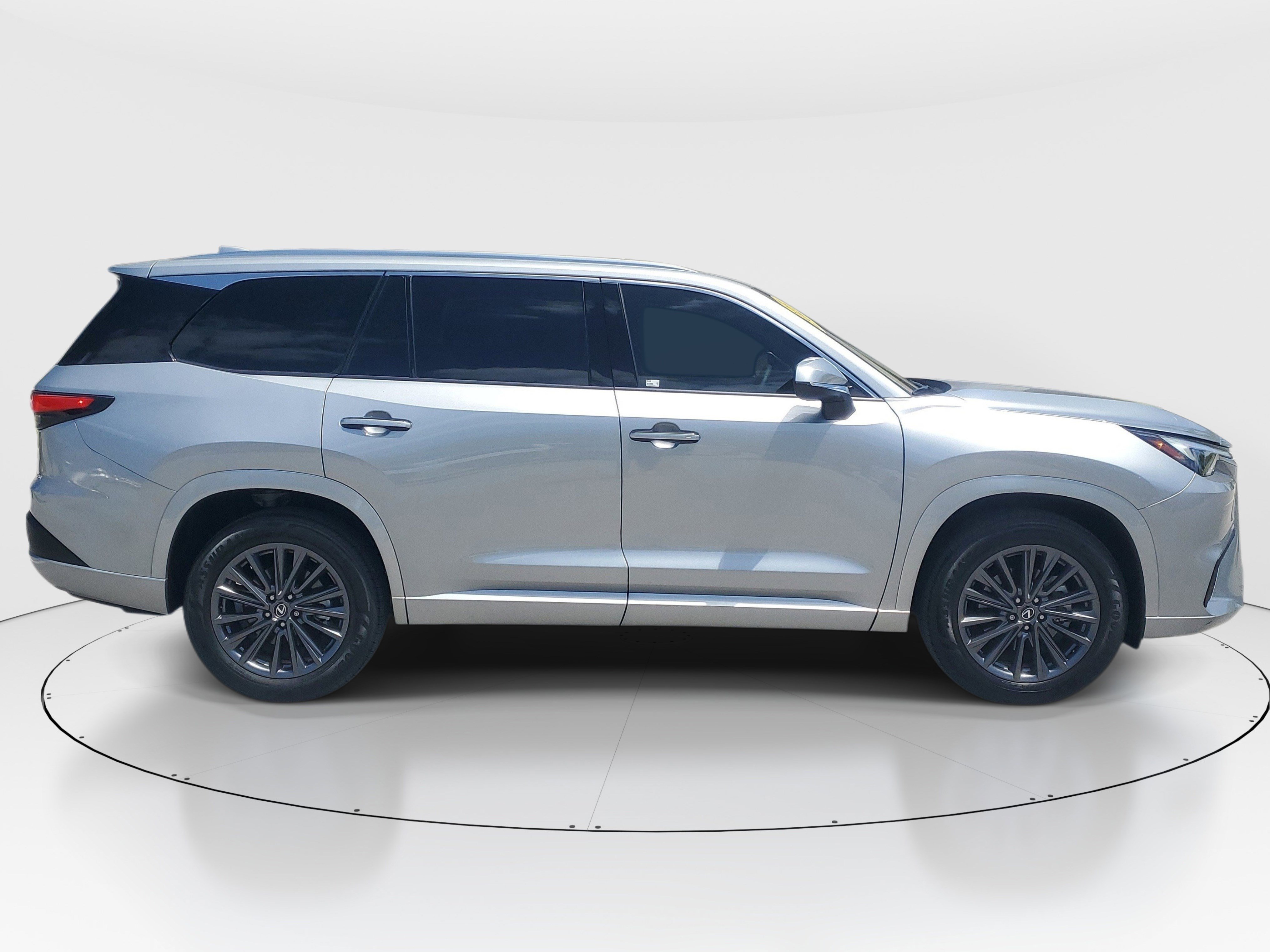 Used 2025 Lexus TX 350 FWD w/ Convenience Package image 2