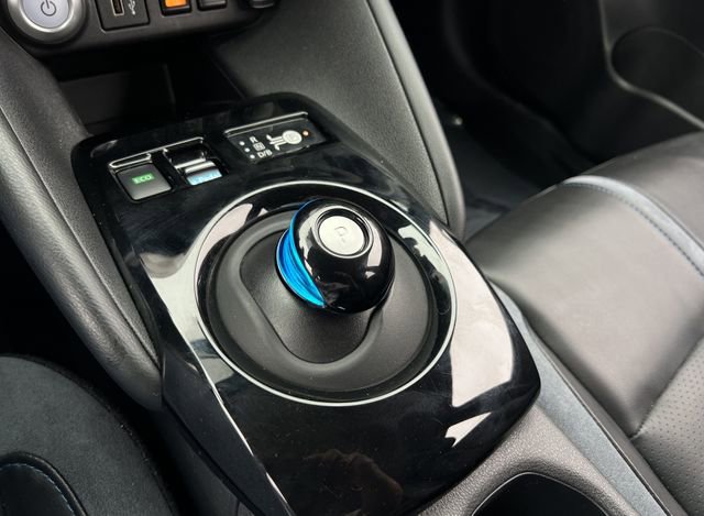 Used 2022 Nissan Leaf SL Plus image 31