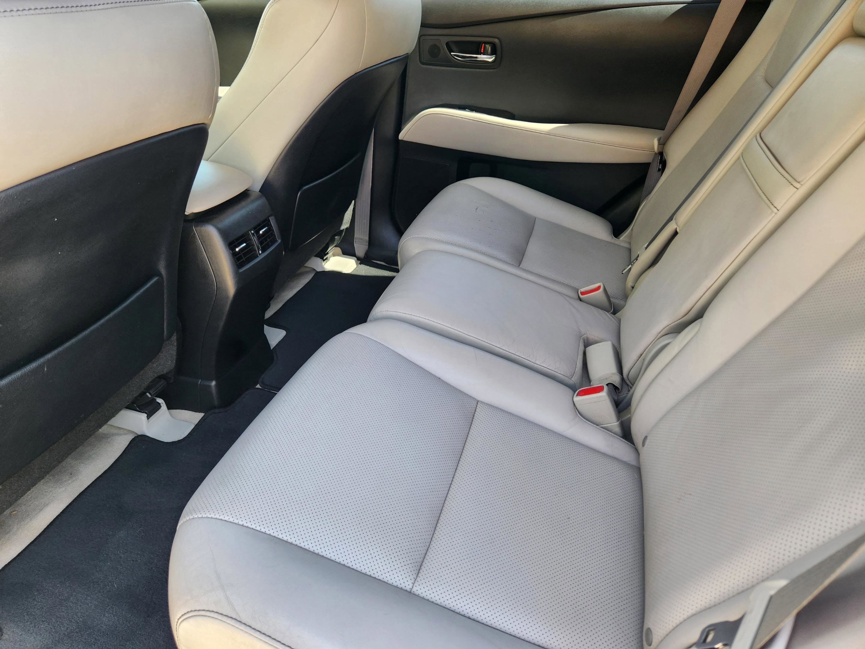 Used 2013 Lexus RX 450h AWD w/ Navigation Pkg image 23