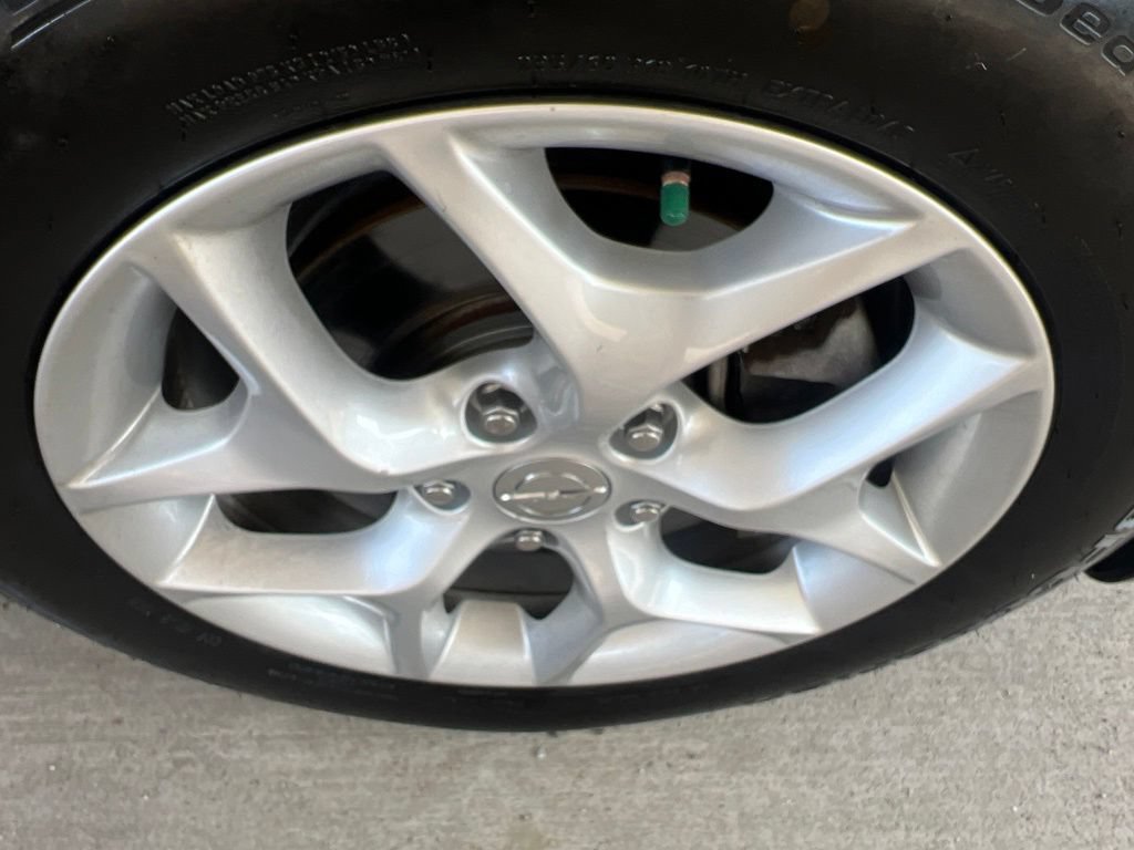 Used 2017 Chrysler Pacifica Touring-L Plus w/ Advanced Safetytec Group FWD image 36