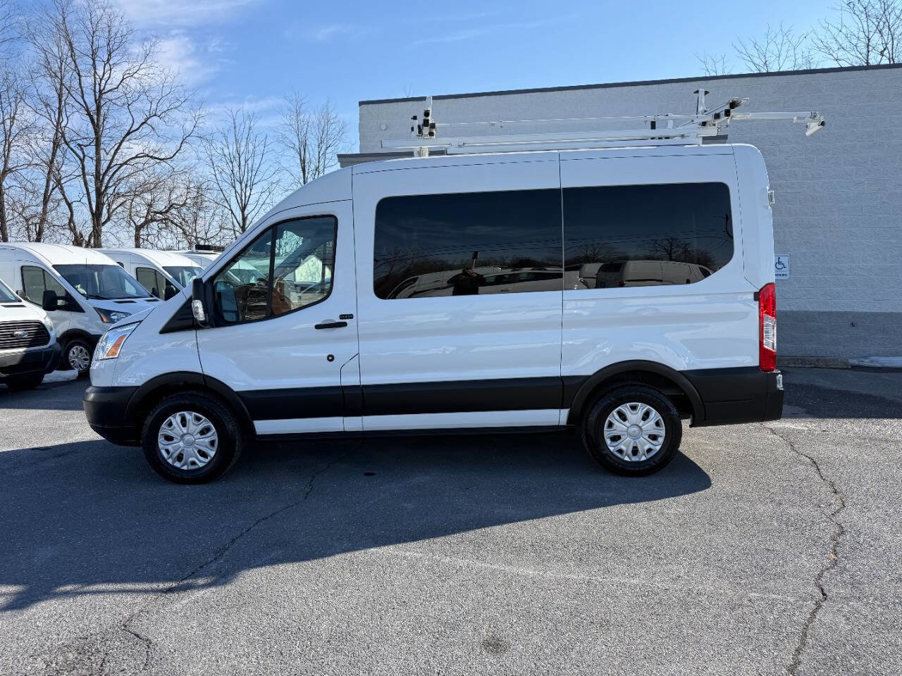 Used 2019 Ford Transit 150 XLT image 35