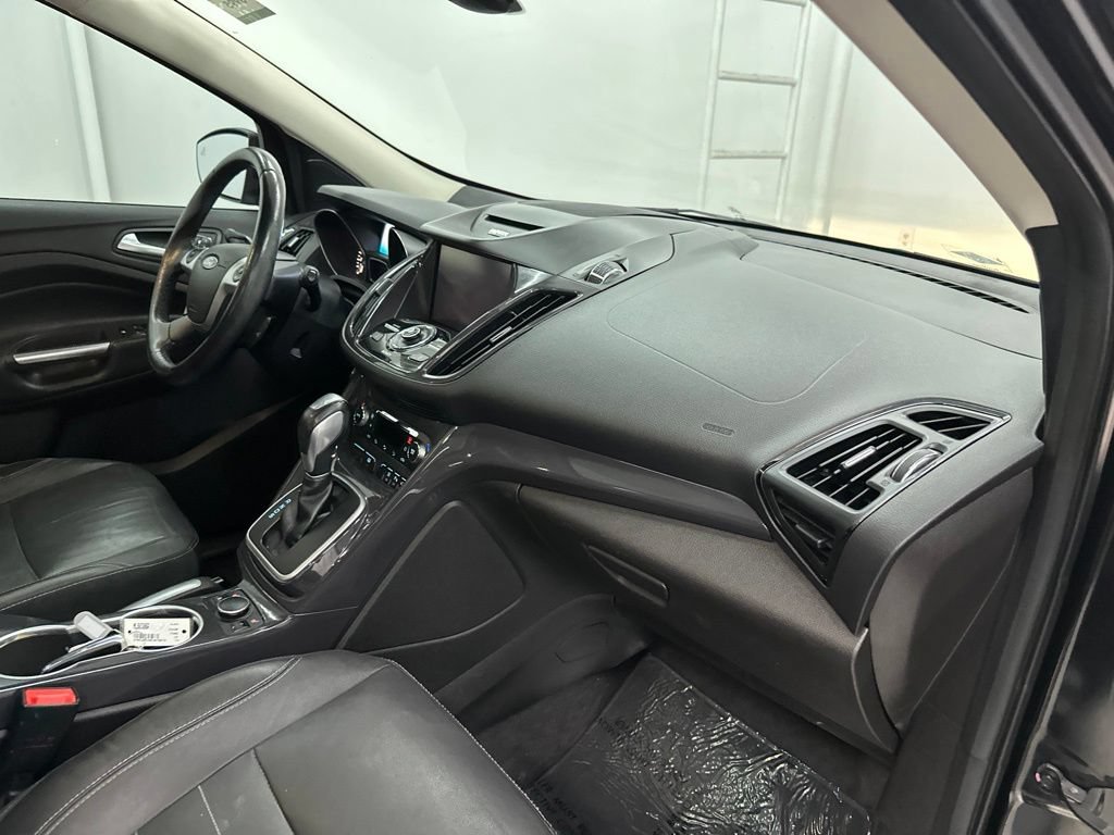 Used 2014 Ford Escape Titanium w/ Equipment Group 401A FWD image 25