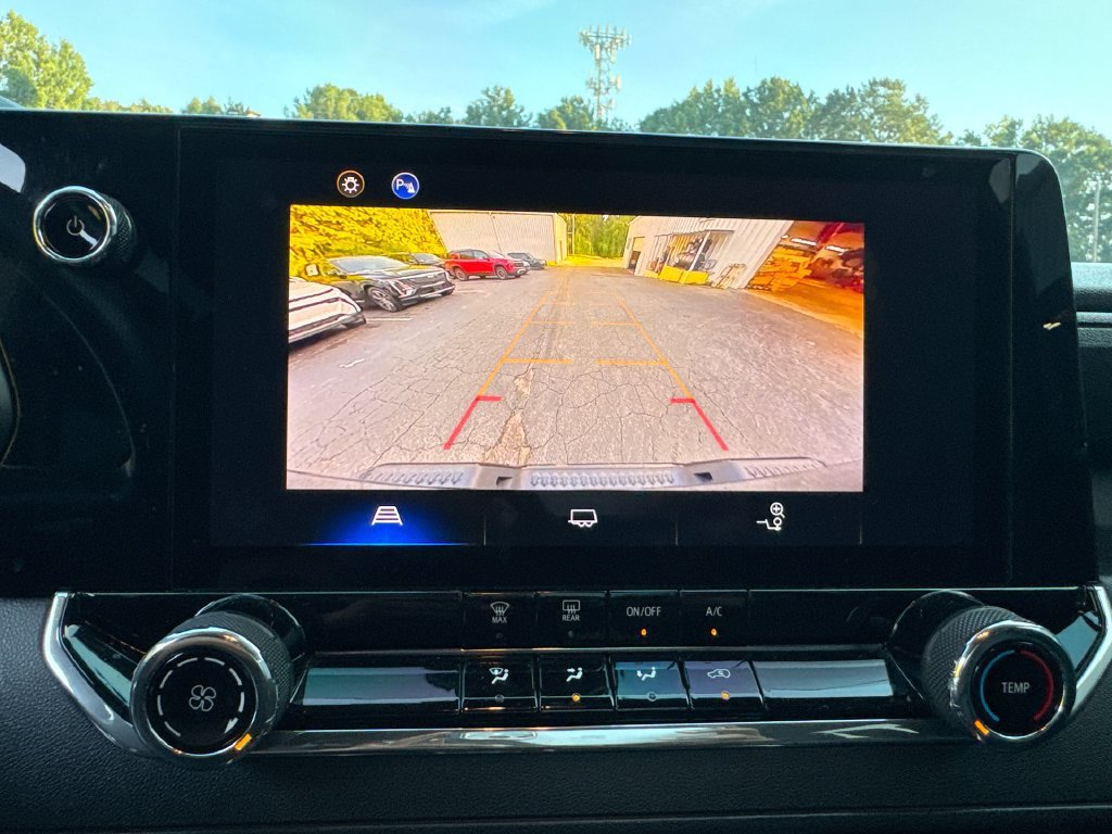 Used 2024 Chevrolet Colorado Trail Boss w/ Advanced Trailering Package AWD/4WD image 28