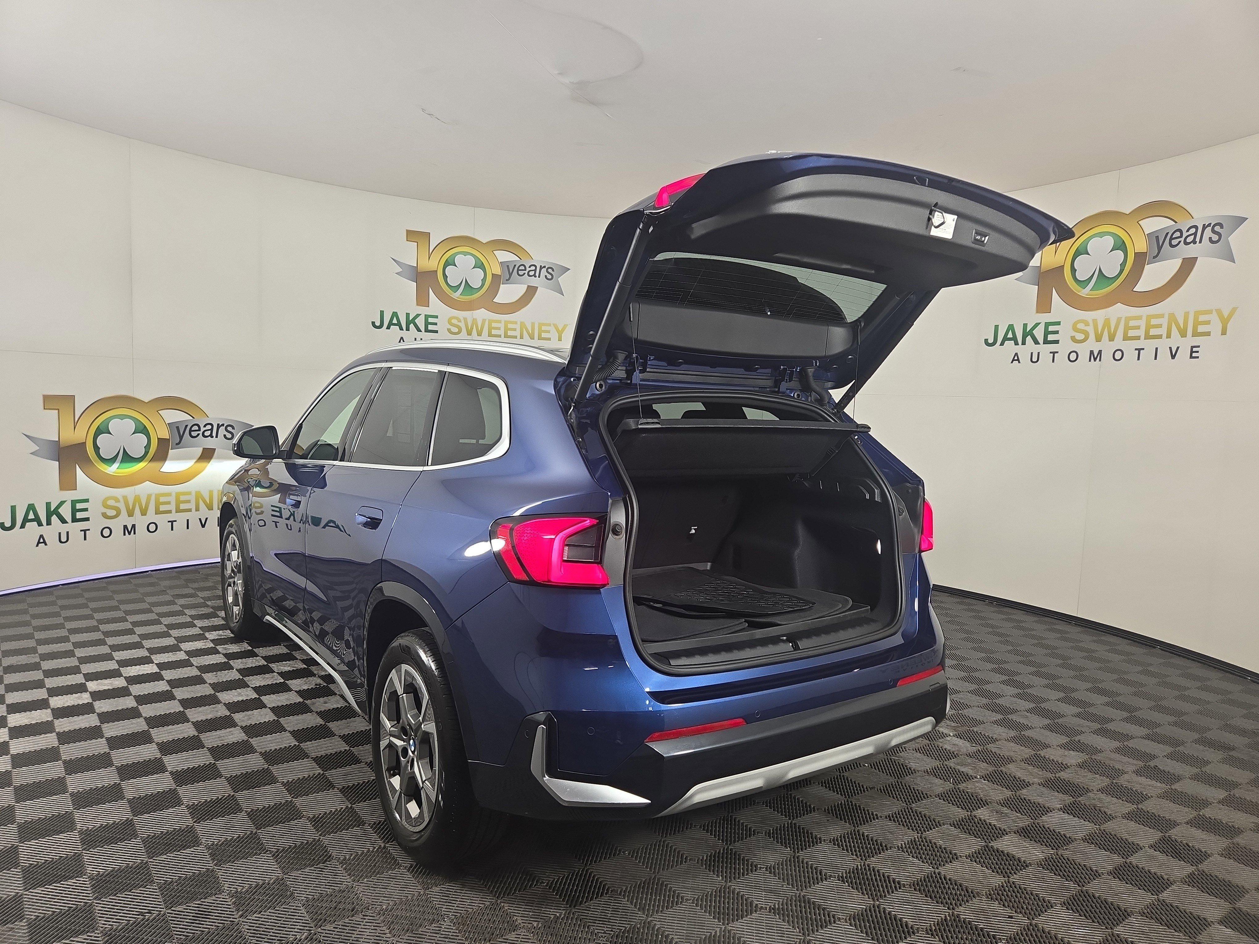Used 2023 BMW X1 xDrive28i w/ Premium Package image 32