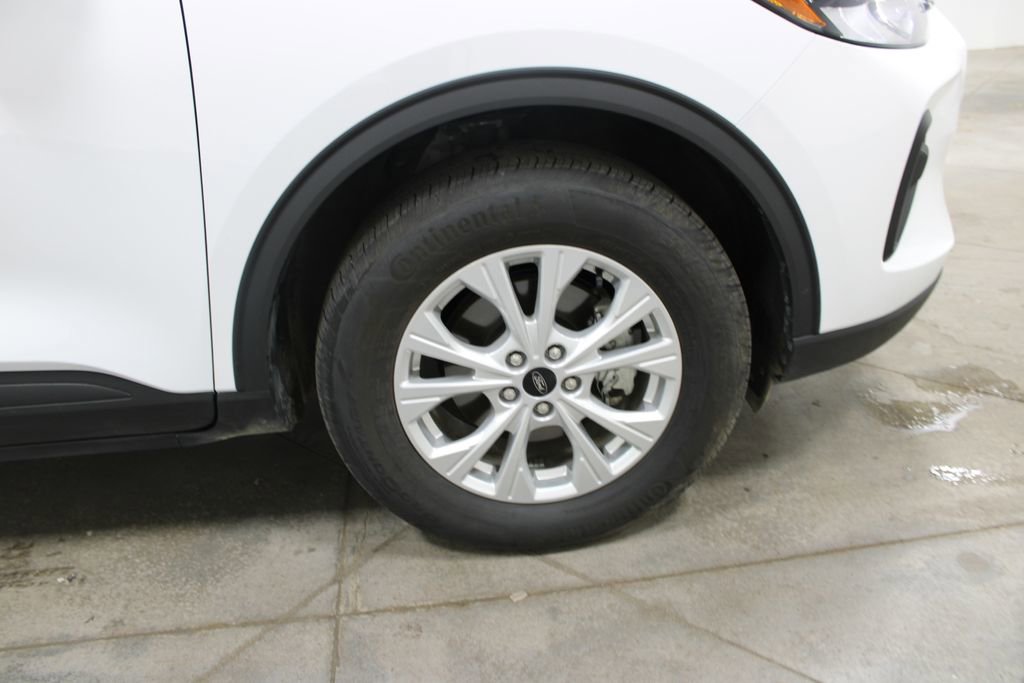 Used 2025 Ford Escape Active AWD/4WD image 33