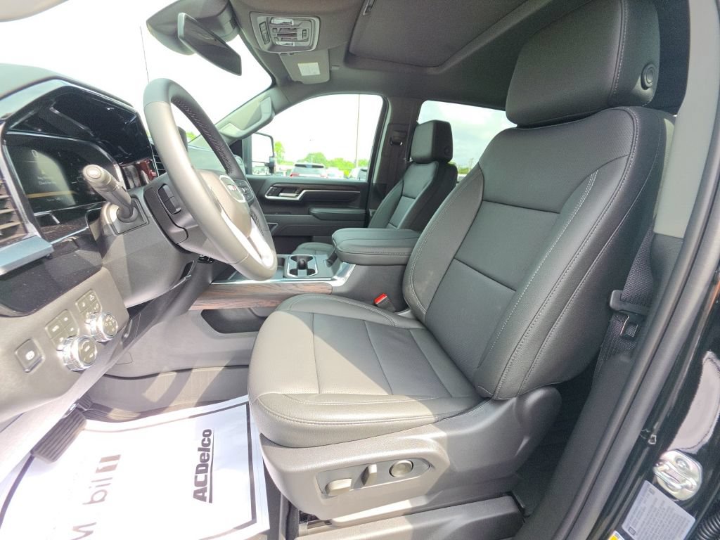 New 2026 GMC Sierra 2500 SLT AWD/4WD image 15