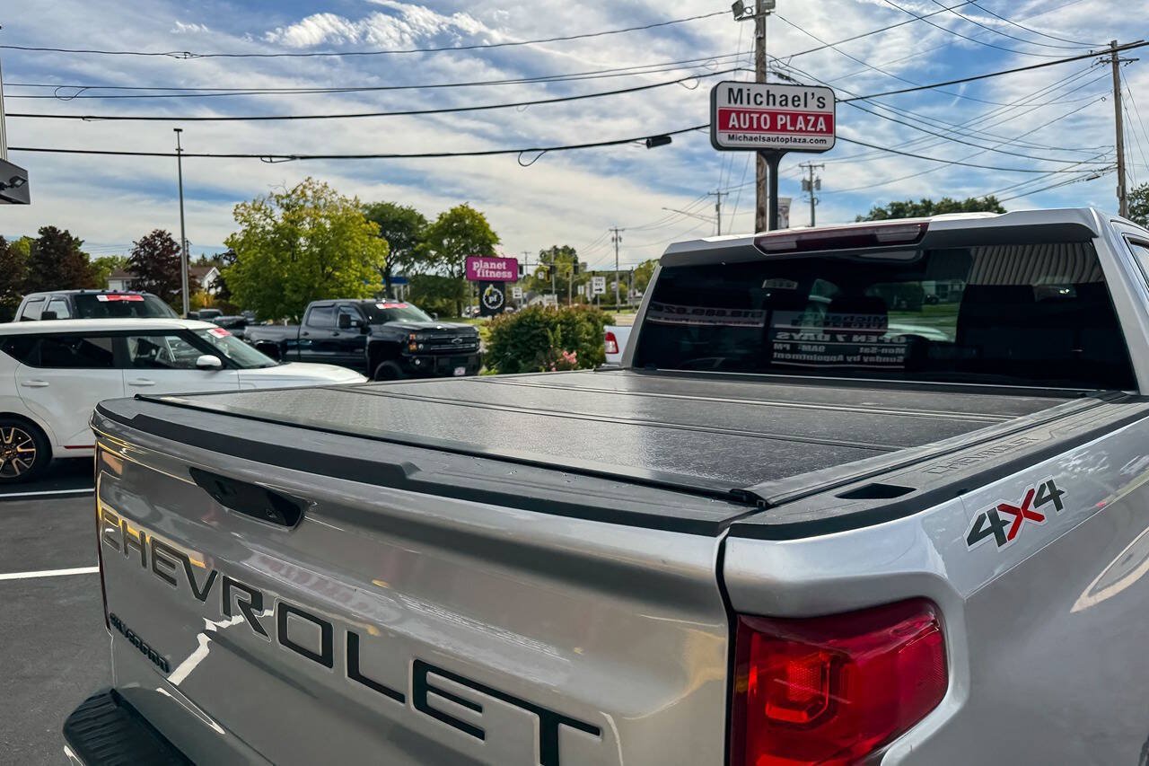 Used 2022 Chevrolet Silverado 1500 Custom AWD/4WD image 18