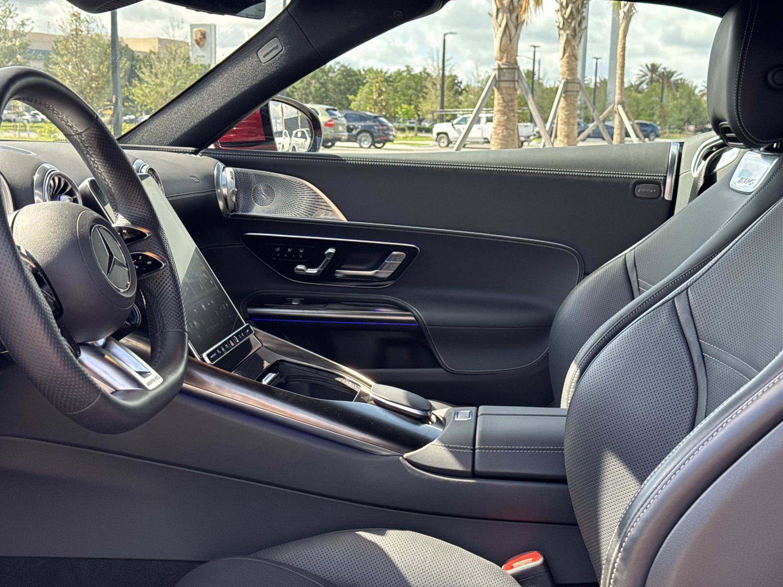 Used 2024 Mercedes-Benz SL 43 AMG image 15