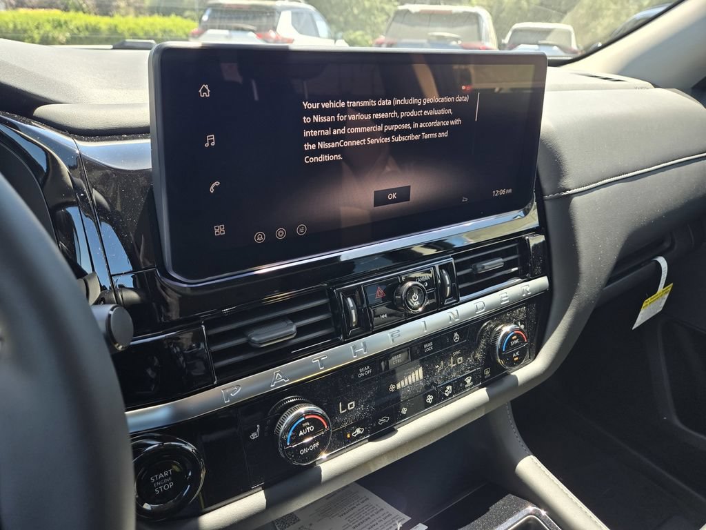 New 2026 Nissan Pathfinder SL AWD/4WD image 13