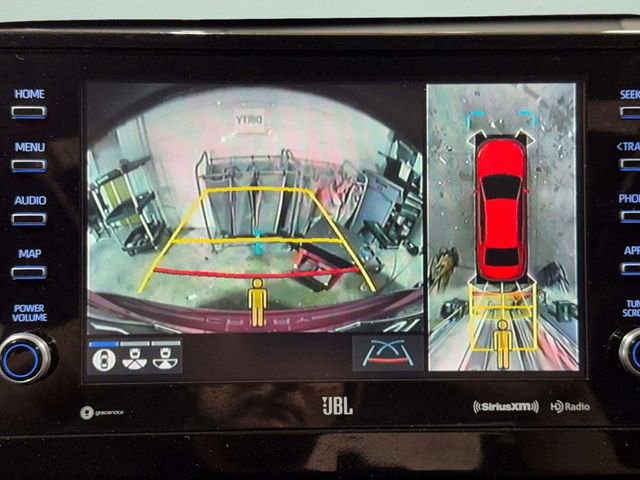 Used 2022 Toyota Camry XLE w/ Navigation Package image 16