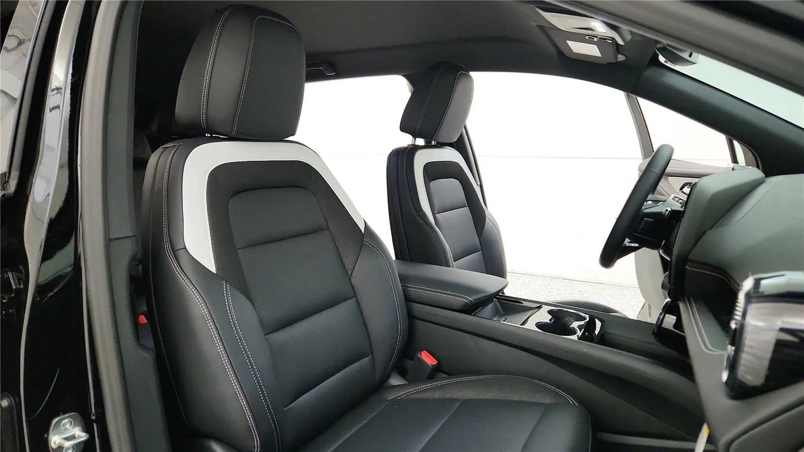New 2026 Chevrolet Blazer EV LT AWD/4WD image 39
