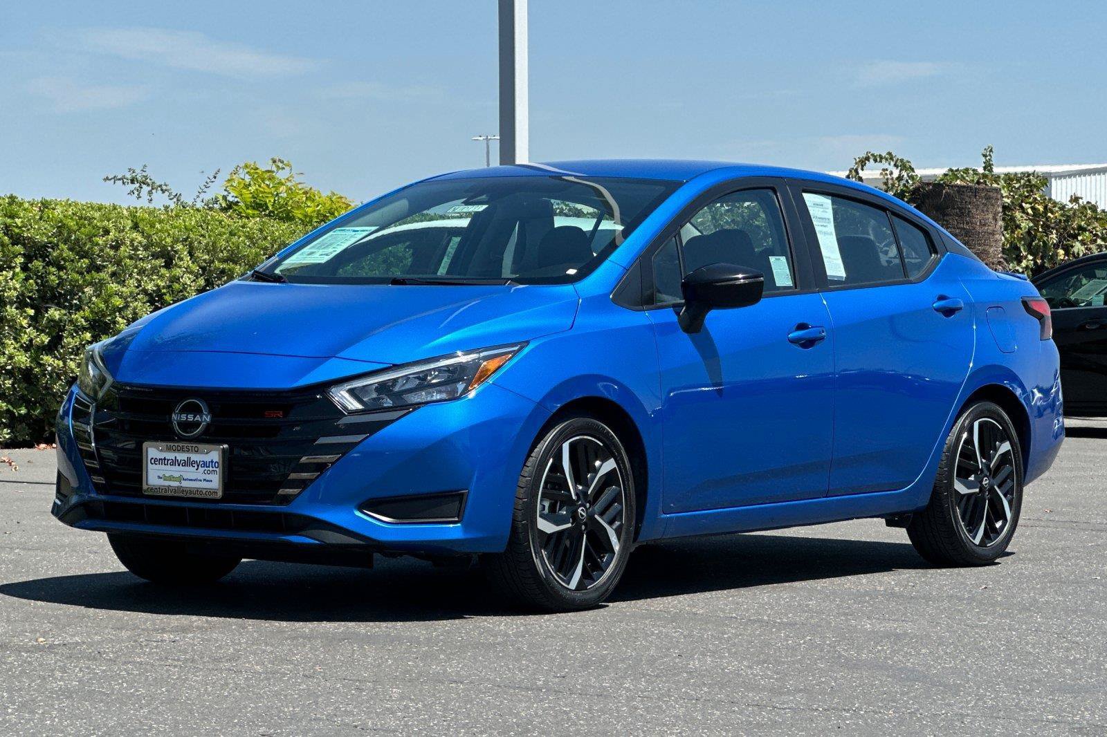Certified 2024 Nissan Versa SR FWD image 7