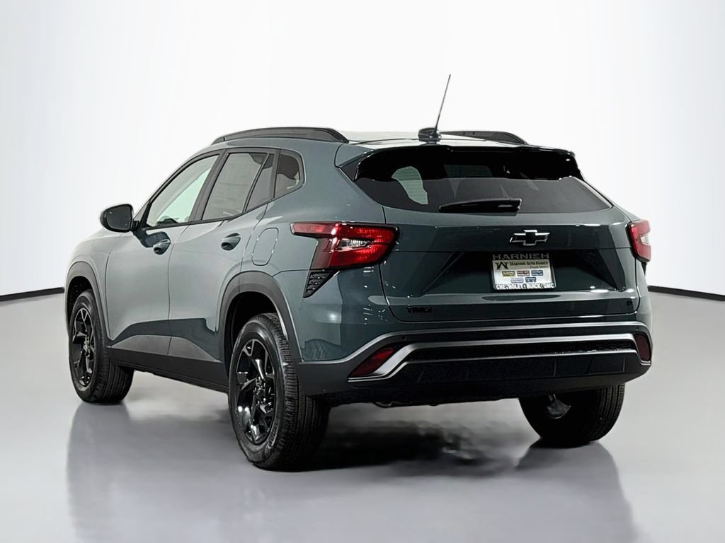 New 2026 Chevrolet Trax LT w/ Driver Confidence Package FWD image 5