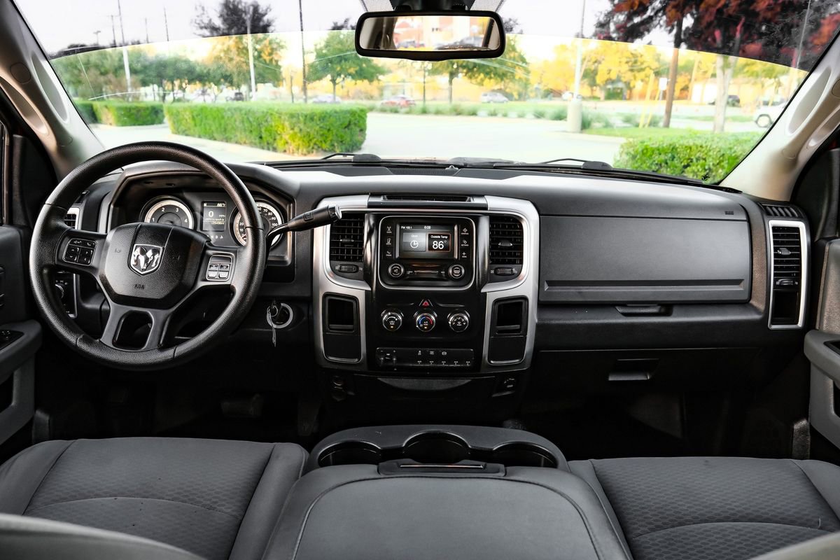 Used 2016 RAM 3500 SLT w/ Cold Weather Group image 14