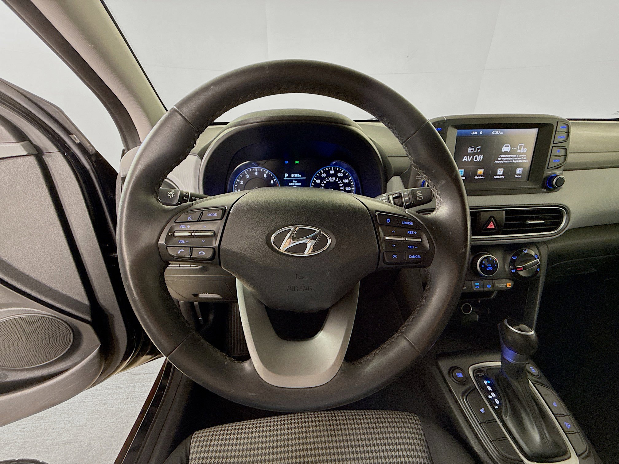 Used 2021 Hyundai Kona SEL AWD/4WD image 11