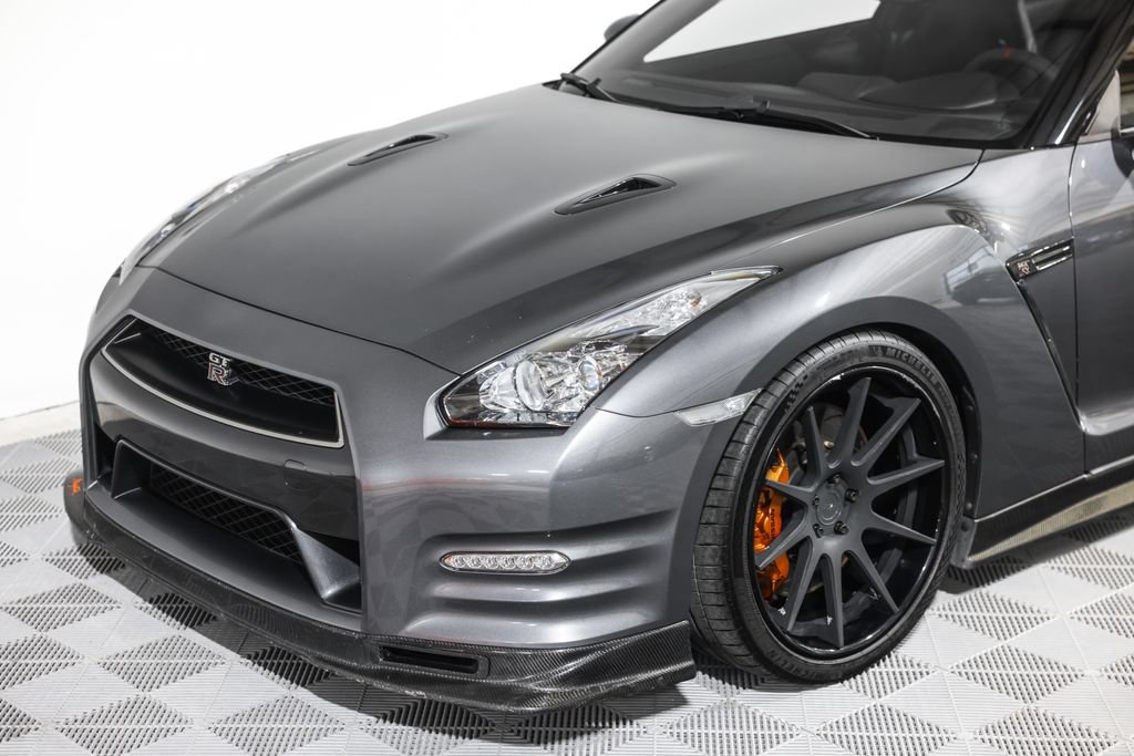 Used 2013 Nissan GT-R Premium AWD/4WD image 20