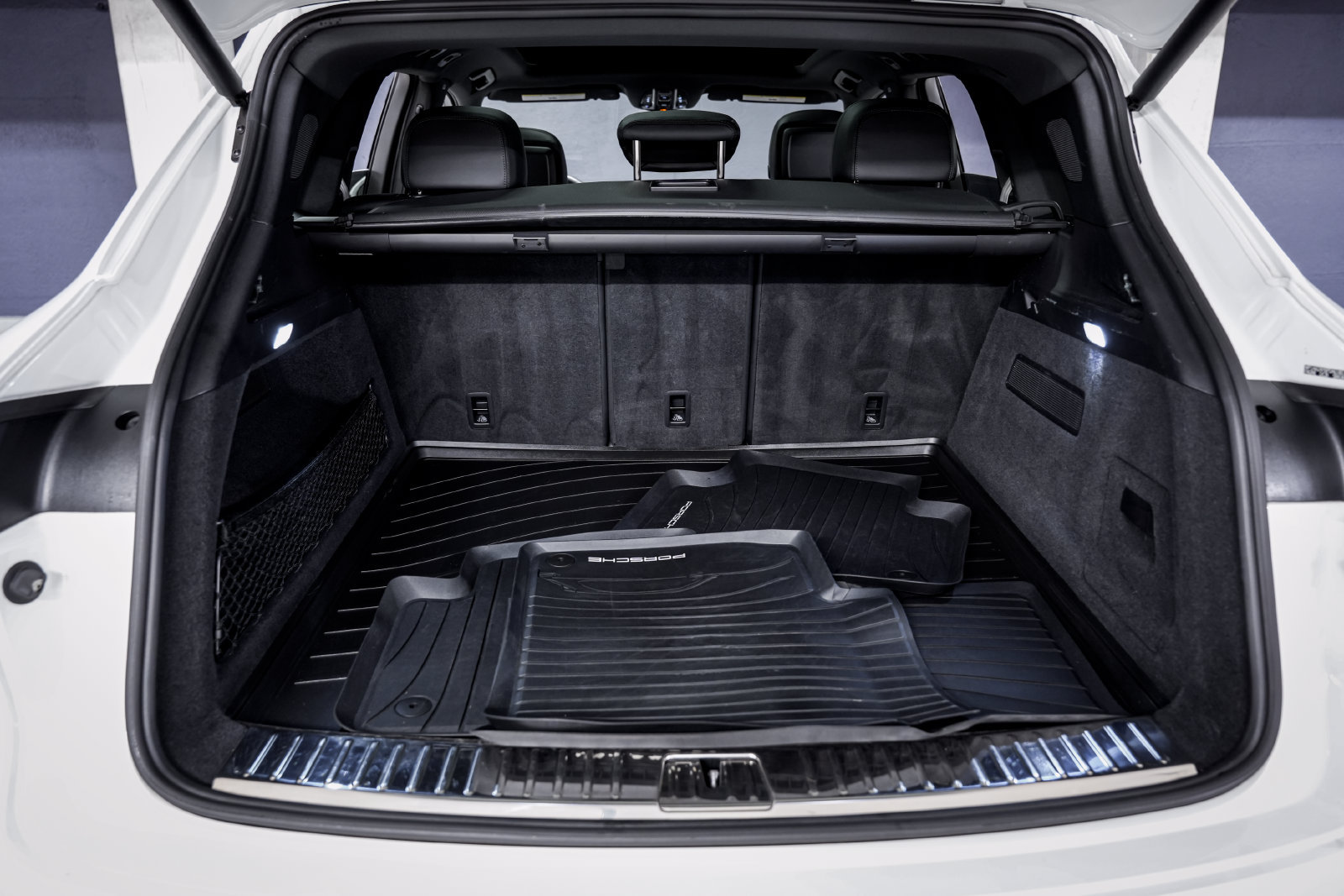 Used 2023 Porsche Cayenne Platinum Edition AWD/4WD image 49