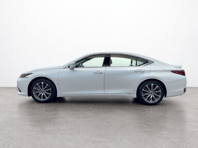 Used 2021 Lexus ES 300h w/ Premium Package FWD image 2