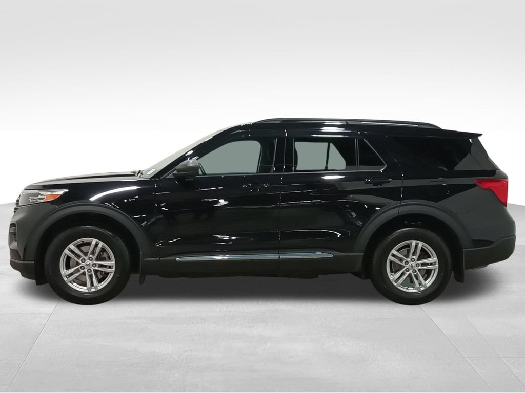 Certified 2023 Ford Explorer XLT AWD/4WD image 7